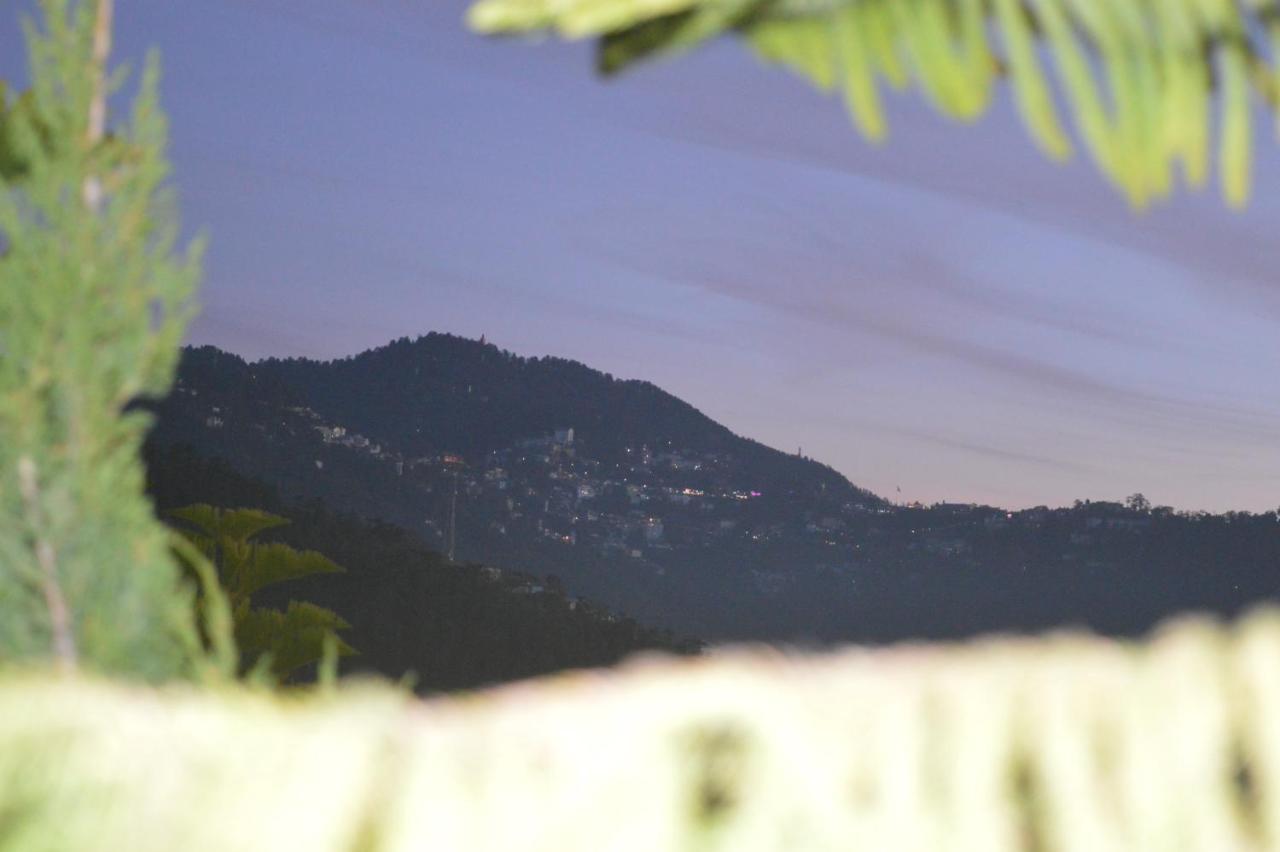 Spangle Heights Shimla, Suites And Residences Bagian luar foto