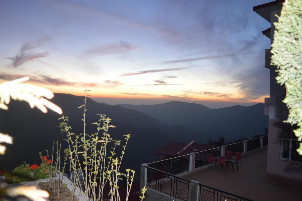 Spangle Heights Shimla, Suites And Residences Bagian luar foto